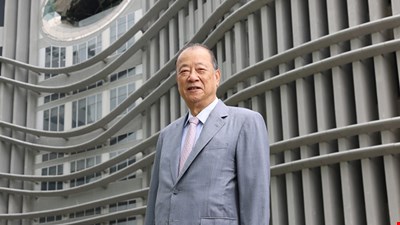 前往 20年拚生醫園區、喊孵7支股,中國醫蔡長海兩度逆轉靠「人」