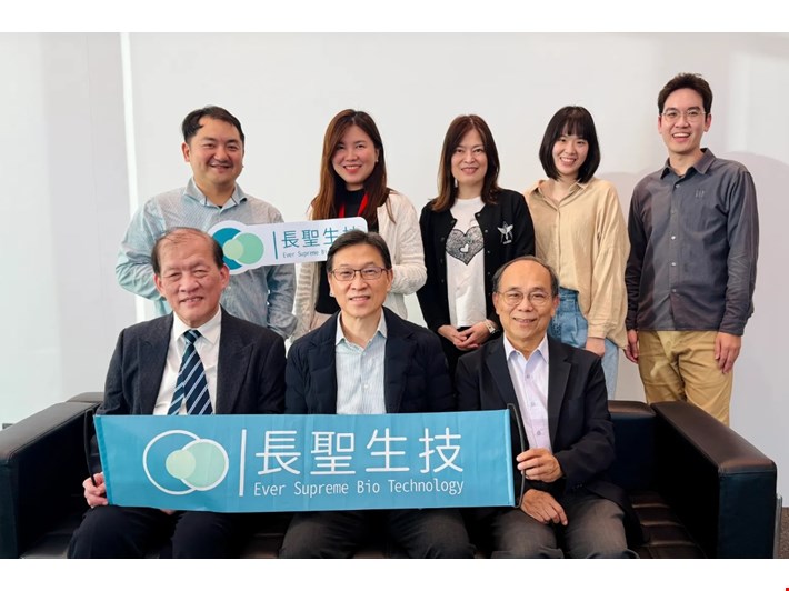 A Physician–Scientist CEO Redefines CAR-T for Solid Tumors